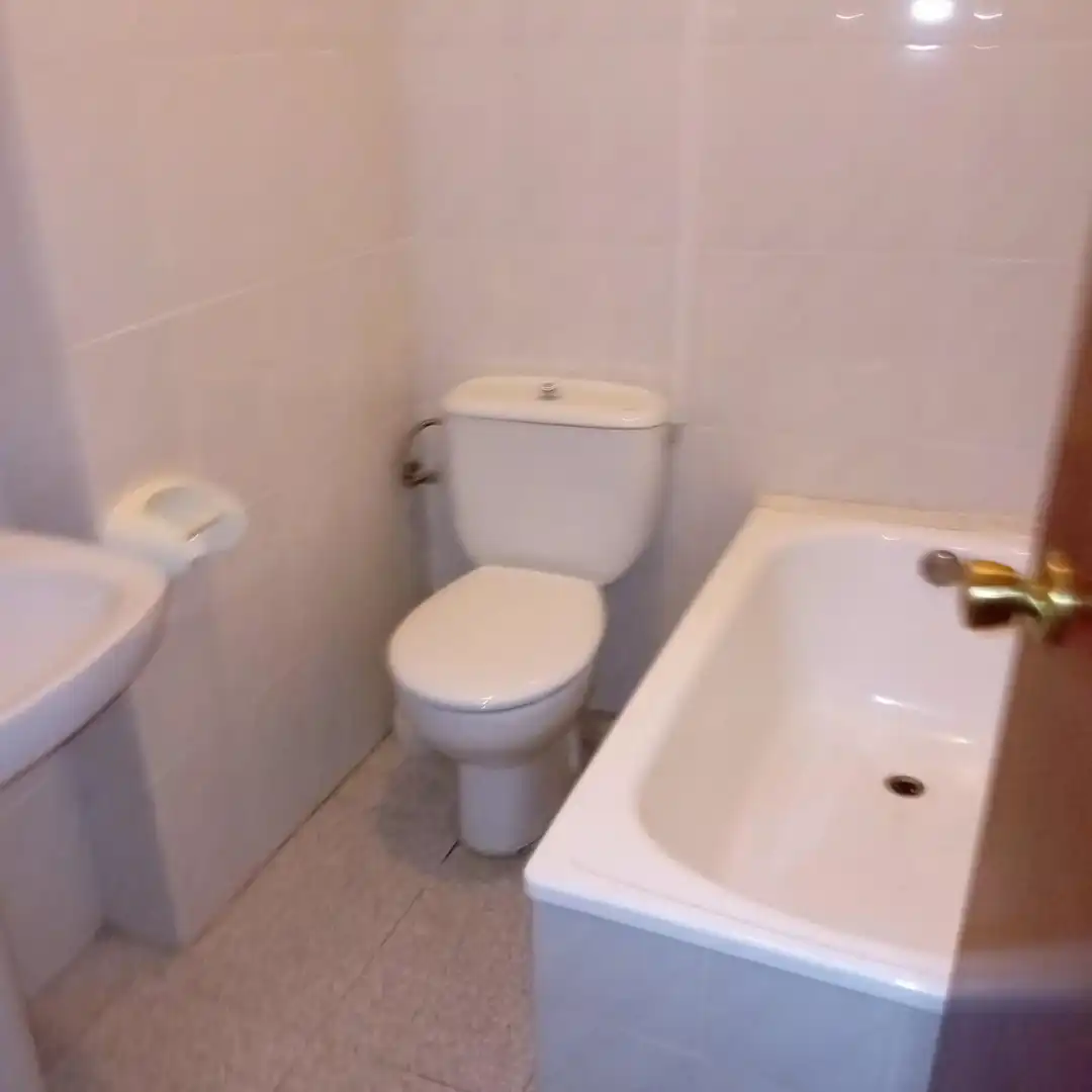 Baño de Edificio en venta en Villaconejos con Alarma