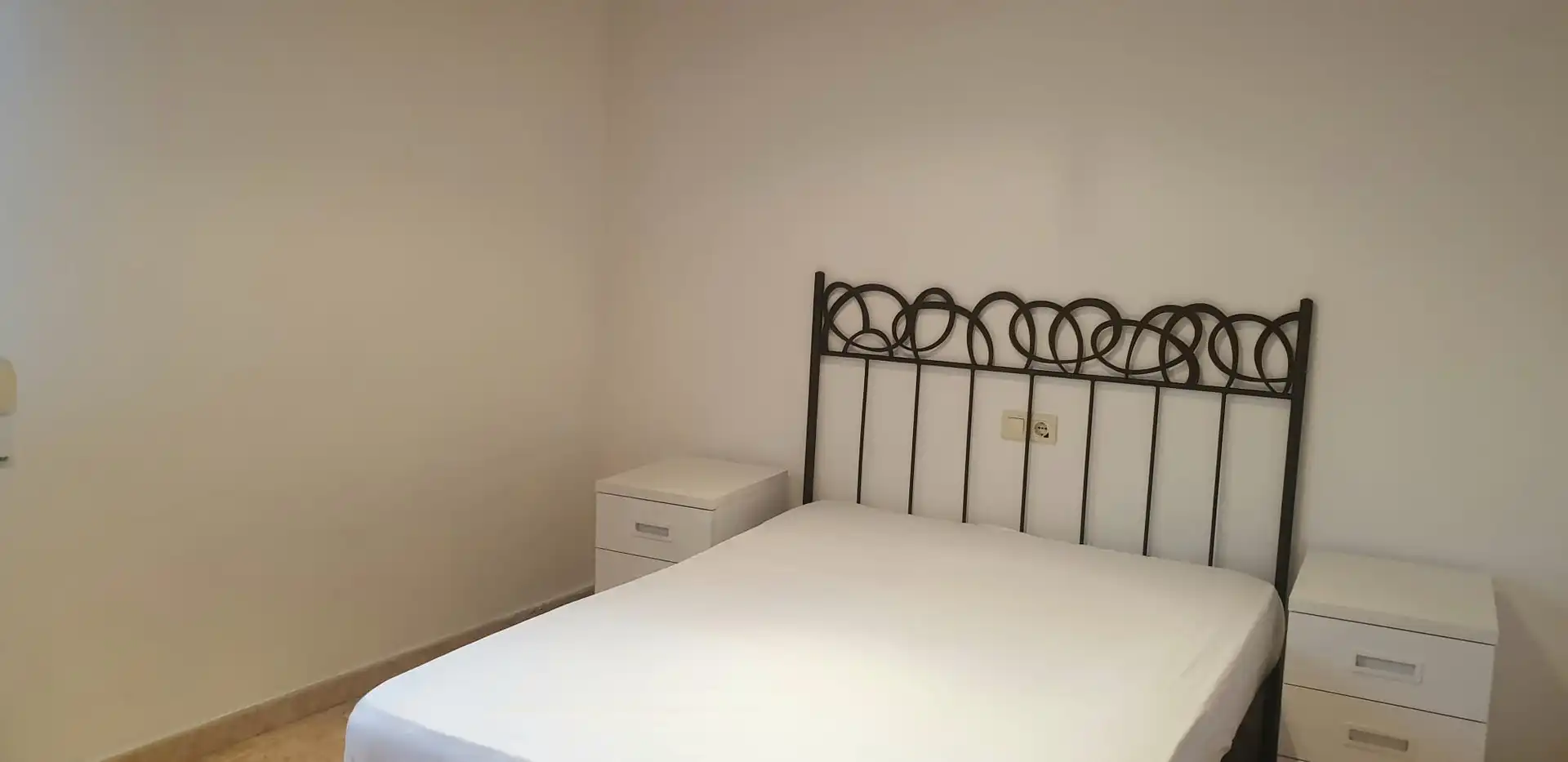 Schlafzimmer von Wohnung zum Verkauf in La Seu d'Urgell mit Heizung und Ofen