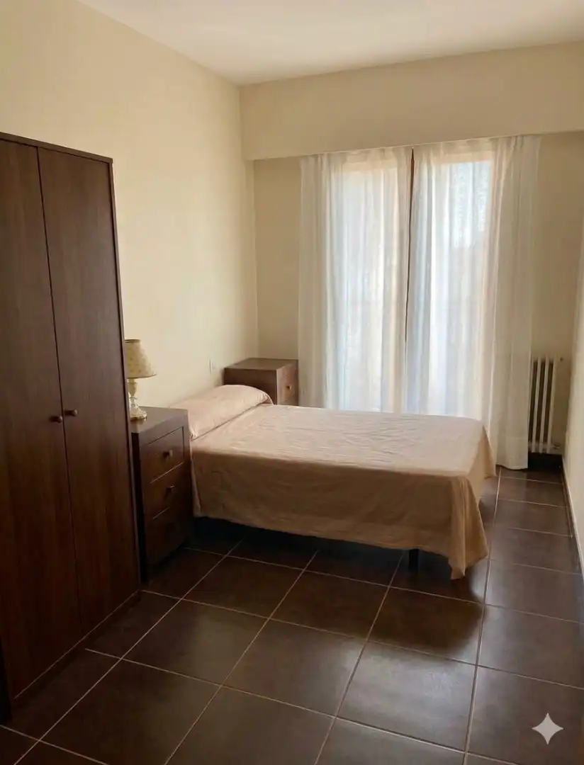 Bedroom of Flat for rent in Toledo  with Air Conditioner, Heating and Furnished