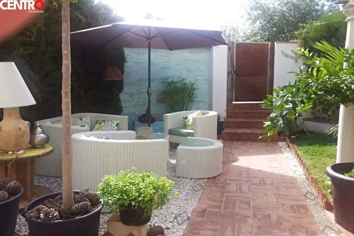 Terrassa de Casa o xalet en venda en Granada amb Aire condicionat, Calefacció i Jardí privat