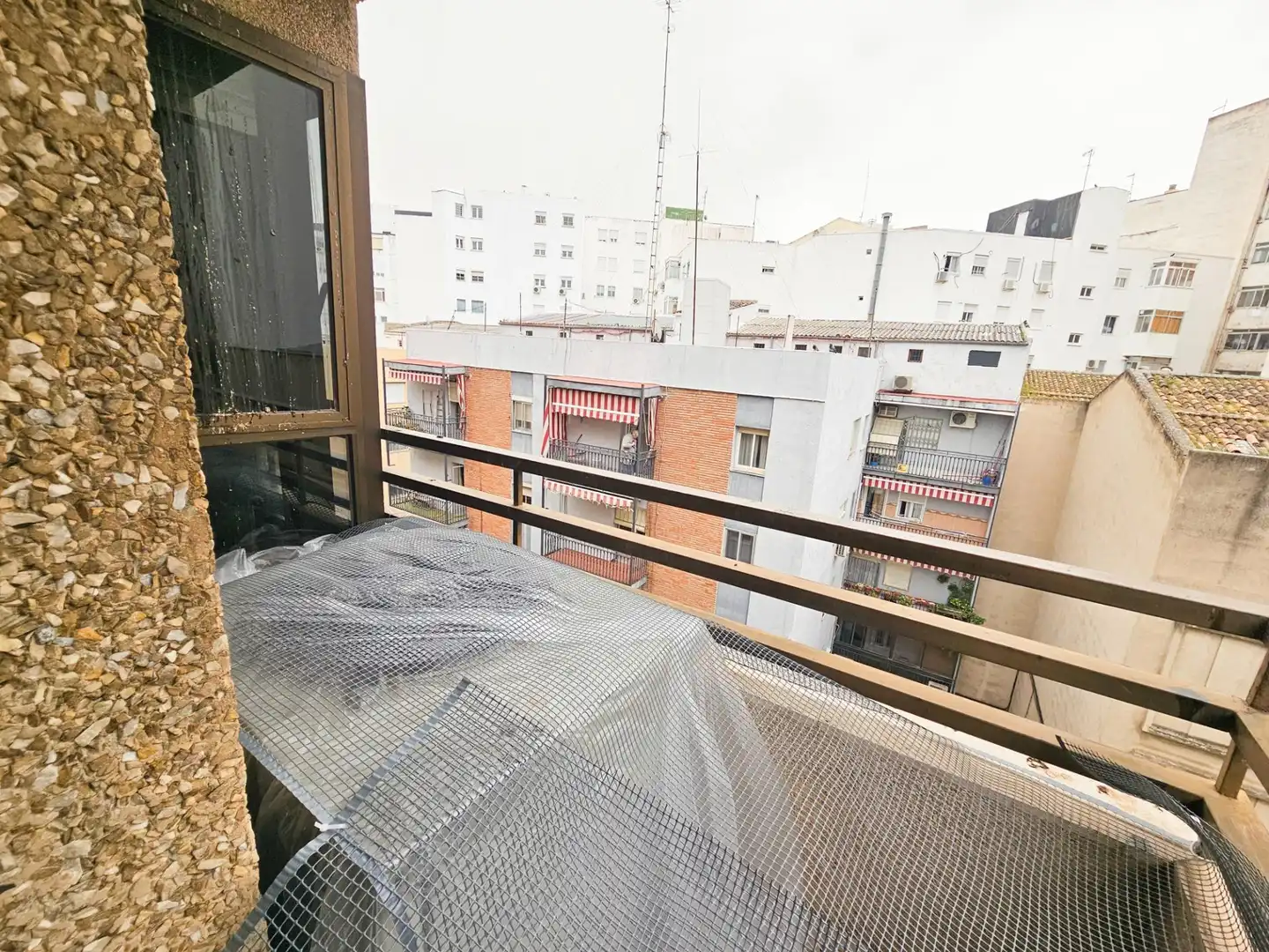 Terrasse von Wohnung zum Verkauf in Jaén mit Klimaanlage, Heizung und Terrasse