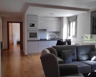 Living room of Apartment to rent in Cáceres Capital  with Air Conditioner, Heating and Furnished
