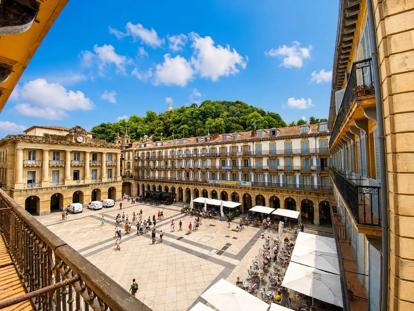 Vista exterior de Piso en venta en Donostia - San Sebastián  con Calefacción