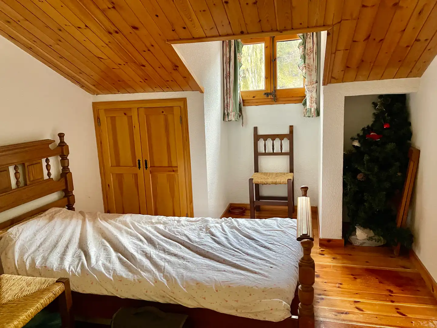 Habitación de Ático en venta en Setcases con Calefacción, Terraza y Amueblado