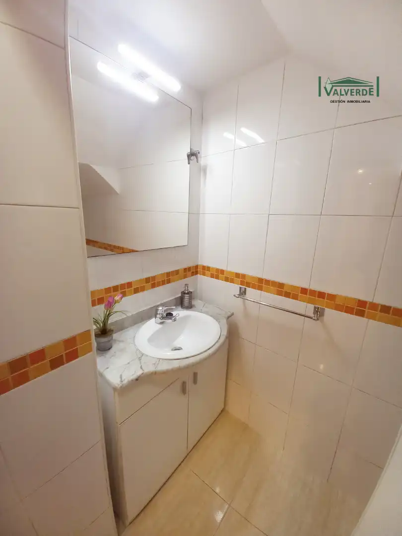 Wohnung zur Miete in Calle Puentezuelas, Centro - Sagrario