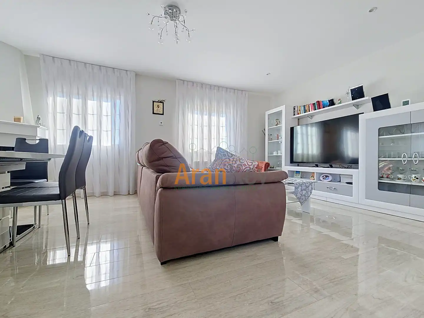 Chalet con balcón en venta en Calle de Alicante, imagen 3