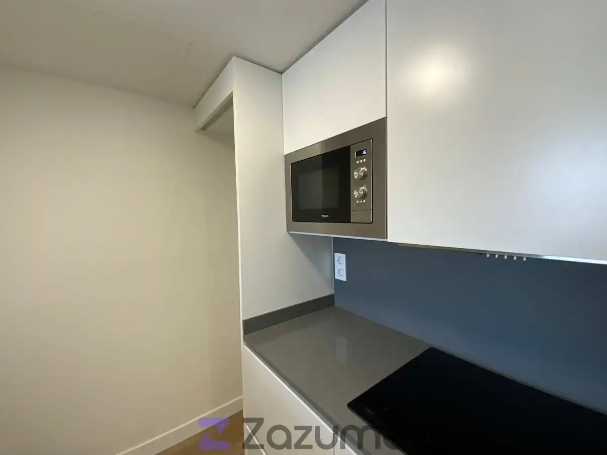 Kitchen of Flat for rent in Valencia  with Air Conditioner, Heating and Private garden