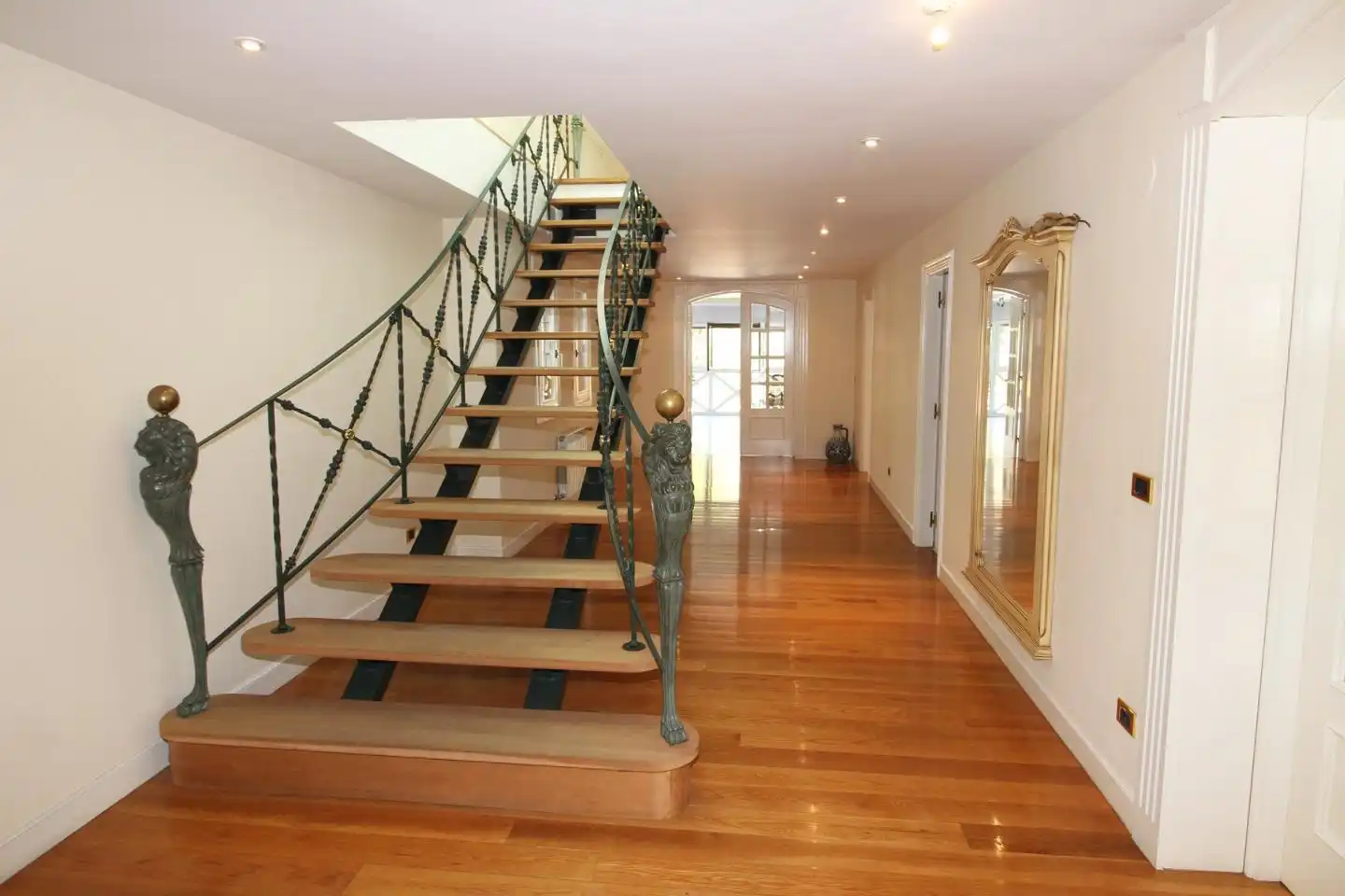 Piso en venta en Oñati con Calefacción, Trastero y Balcón
