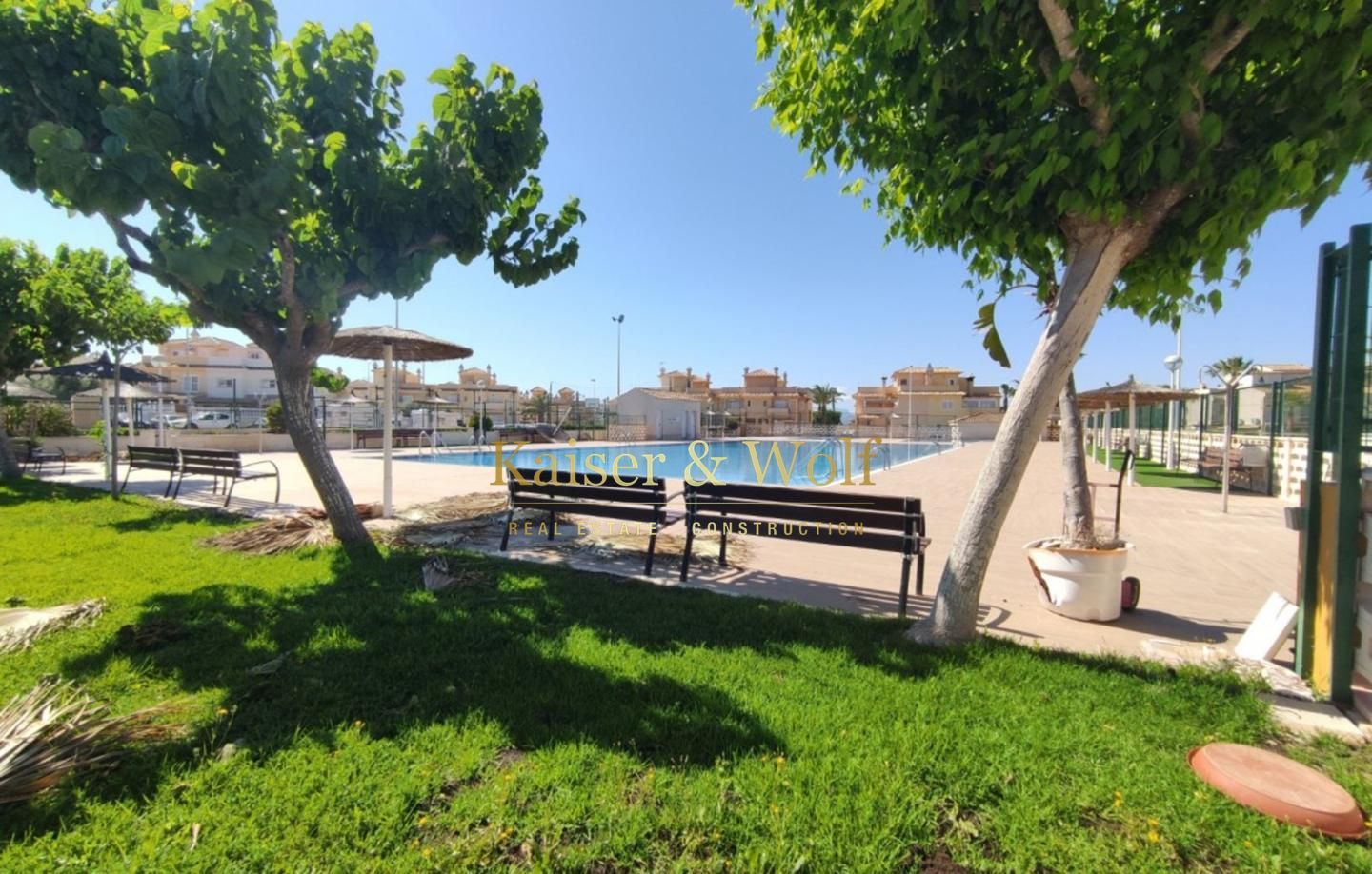 Piscina de Casa o xalet en venda en Santa Pola amb Aire condicionat, Terrassa i Moblat