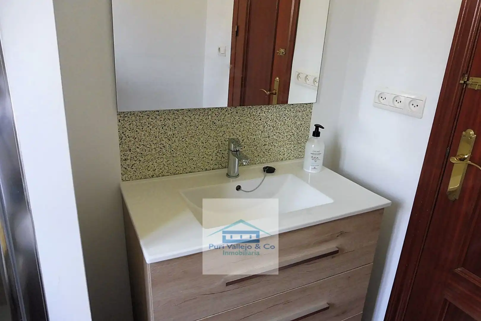 Villa mit Pool zum Verkauf in La Carlota, imagen 55