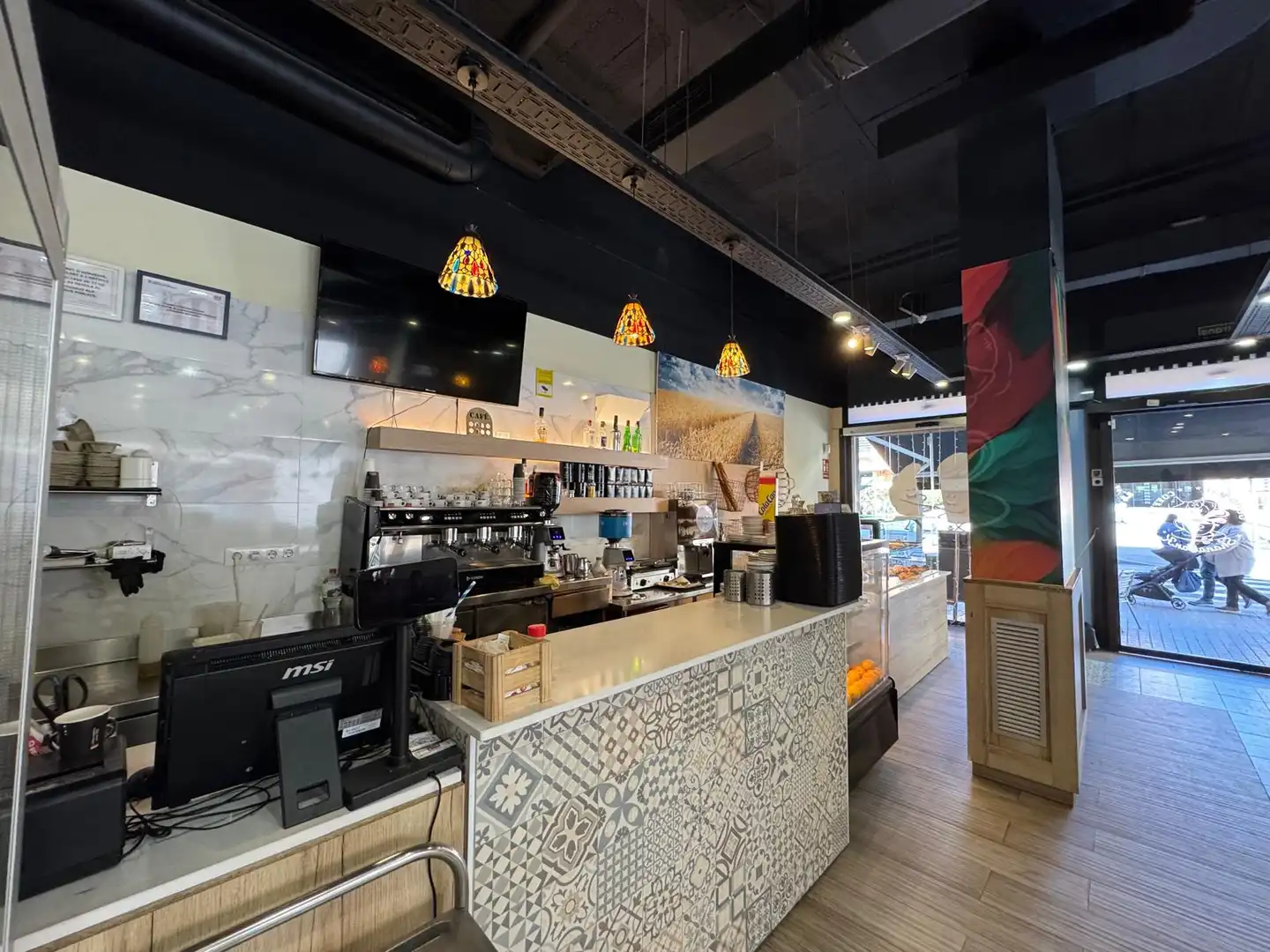 Local comercial en traspaso en Centre - Sant Oleguer, imagen 5