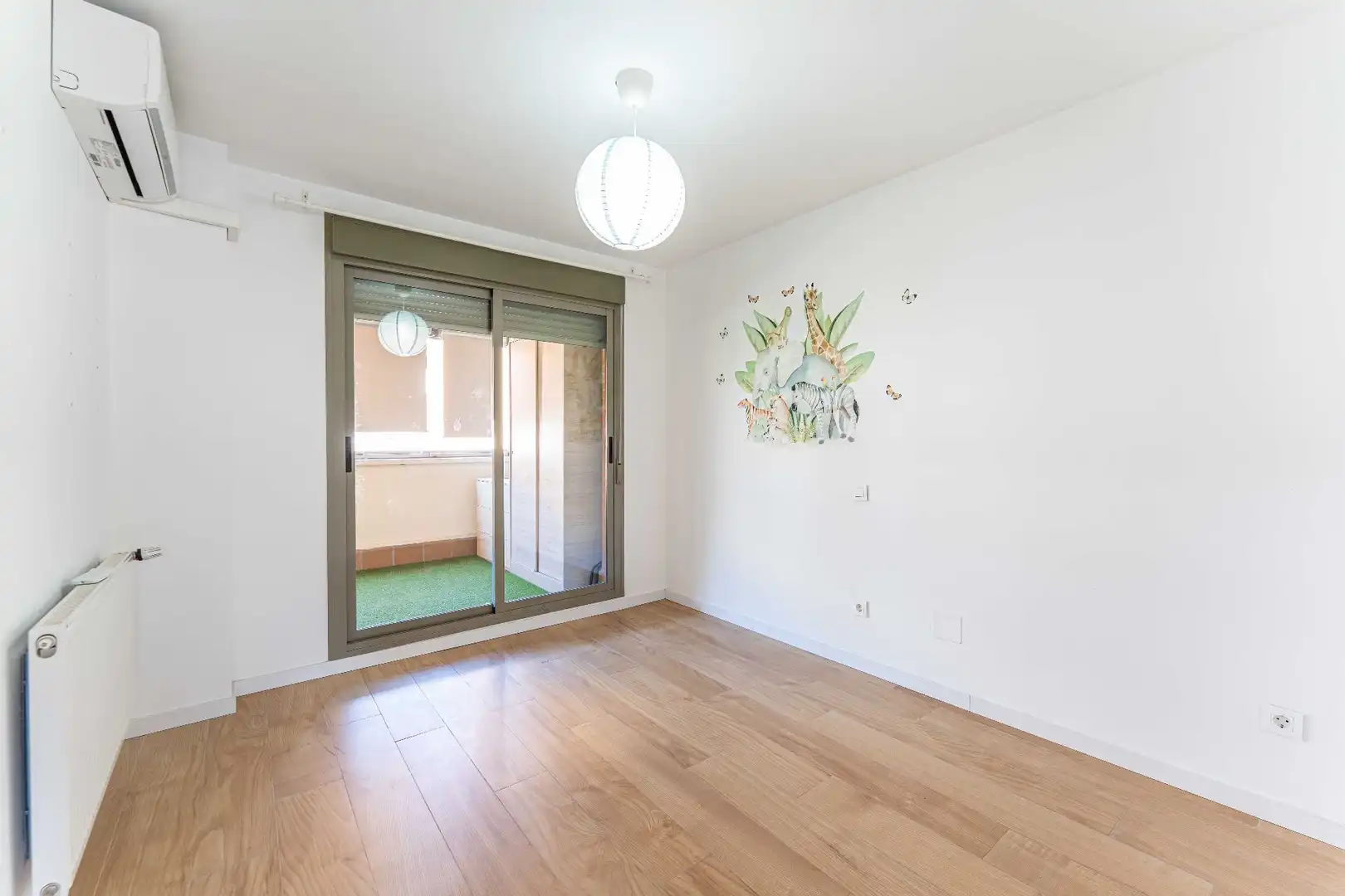 Bedroom of Flat for sale in Leganés  with Air Conditioner, Heating and Storage room