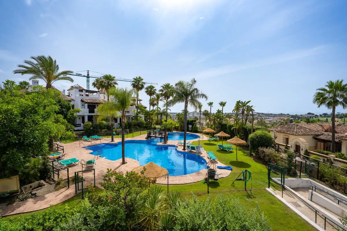 Reihenhaus mit Pool zum Verkauf in El Paraíso, imagen 32