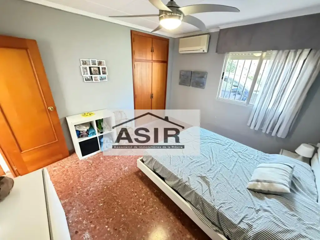 Habitación de Casa o chalet en venta en Alzira con Aire acondicionado, Terraza y Piscina