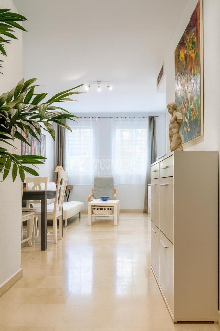 Living room of Flat to rent in  Sevilla Capital  with Community pool