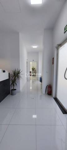 Local comercial en Alquiler en de Don Cipriano Maldonado Jiménez en Viña Málaga
