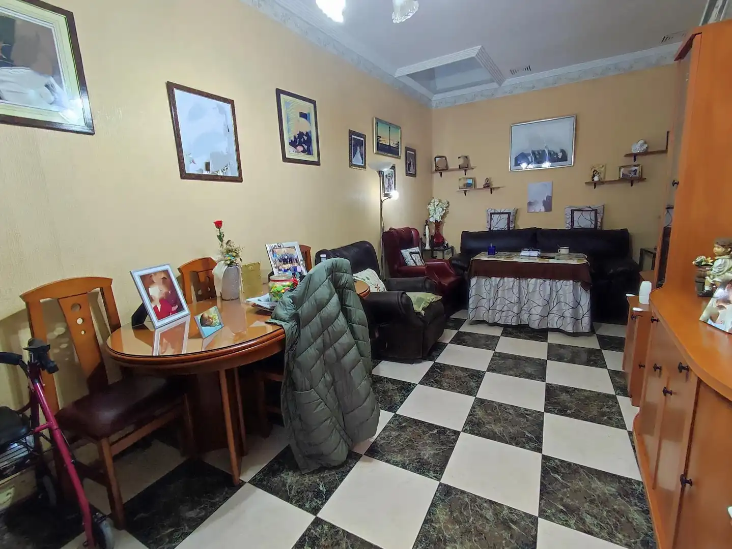 Comedor de Edificio en venta en Cádiz