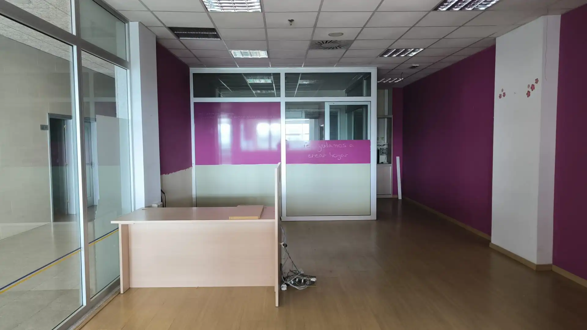 Commercial properties for sale in Brión
