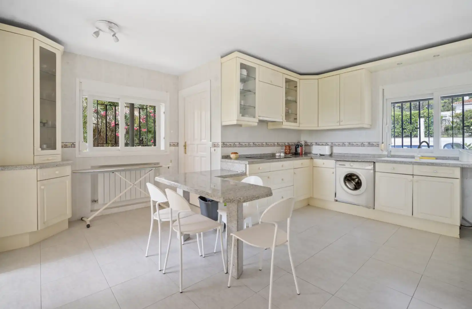 Villa con giardino in vendita a San Pedro de Alcántara, imagen 7