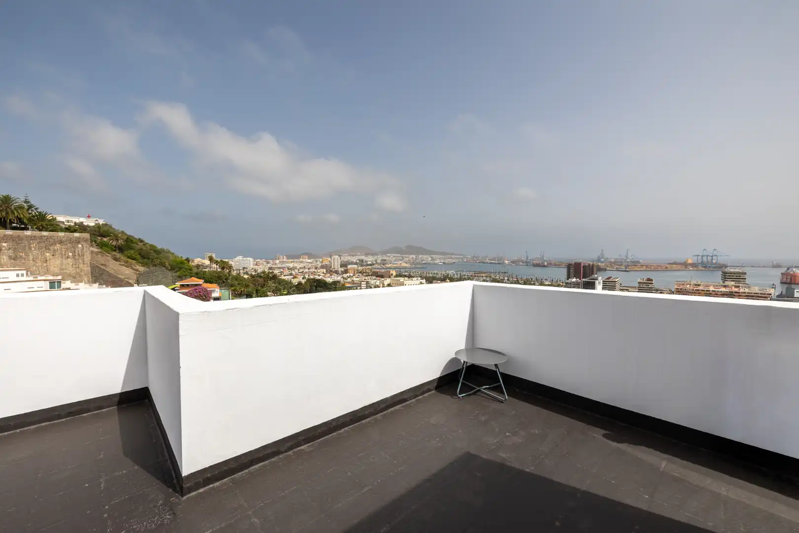 Terrassa de Casa o xalet en venda en Las Palmas de Gran Canaria amb Aire condicionat, Terrassa i Moblat