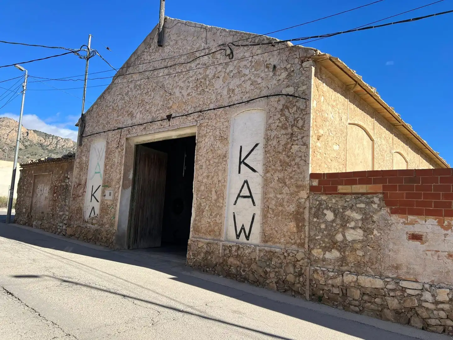 Business premises for sale in Avenida 30648
