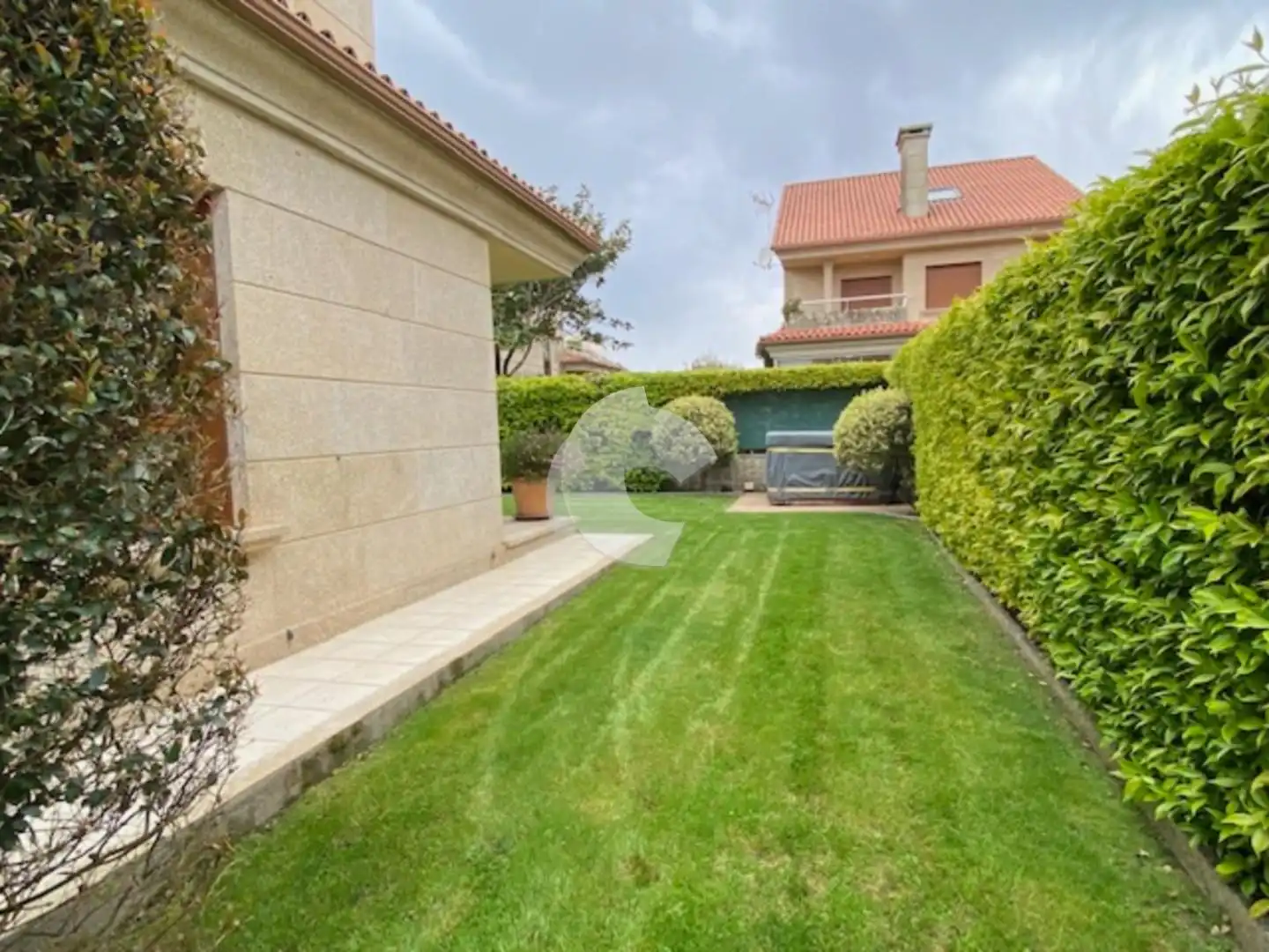 Jardí de Casa o xalet en venda en Sanxenxo amb Calefacció, Jardí privat i Terrassa
