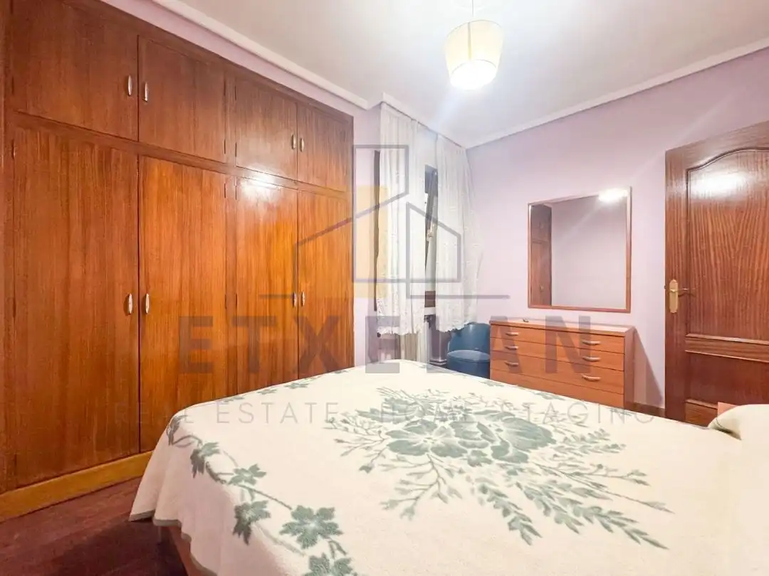 Bedroom of Flat for sale in Elorrio  with Heating, Terrace and Storage room