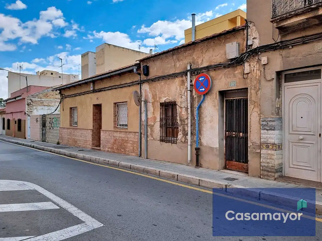Vista exterior de Casa o xalet en venda en Alicante / Alacant amb Traster