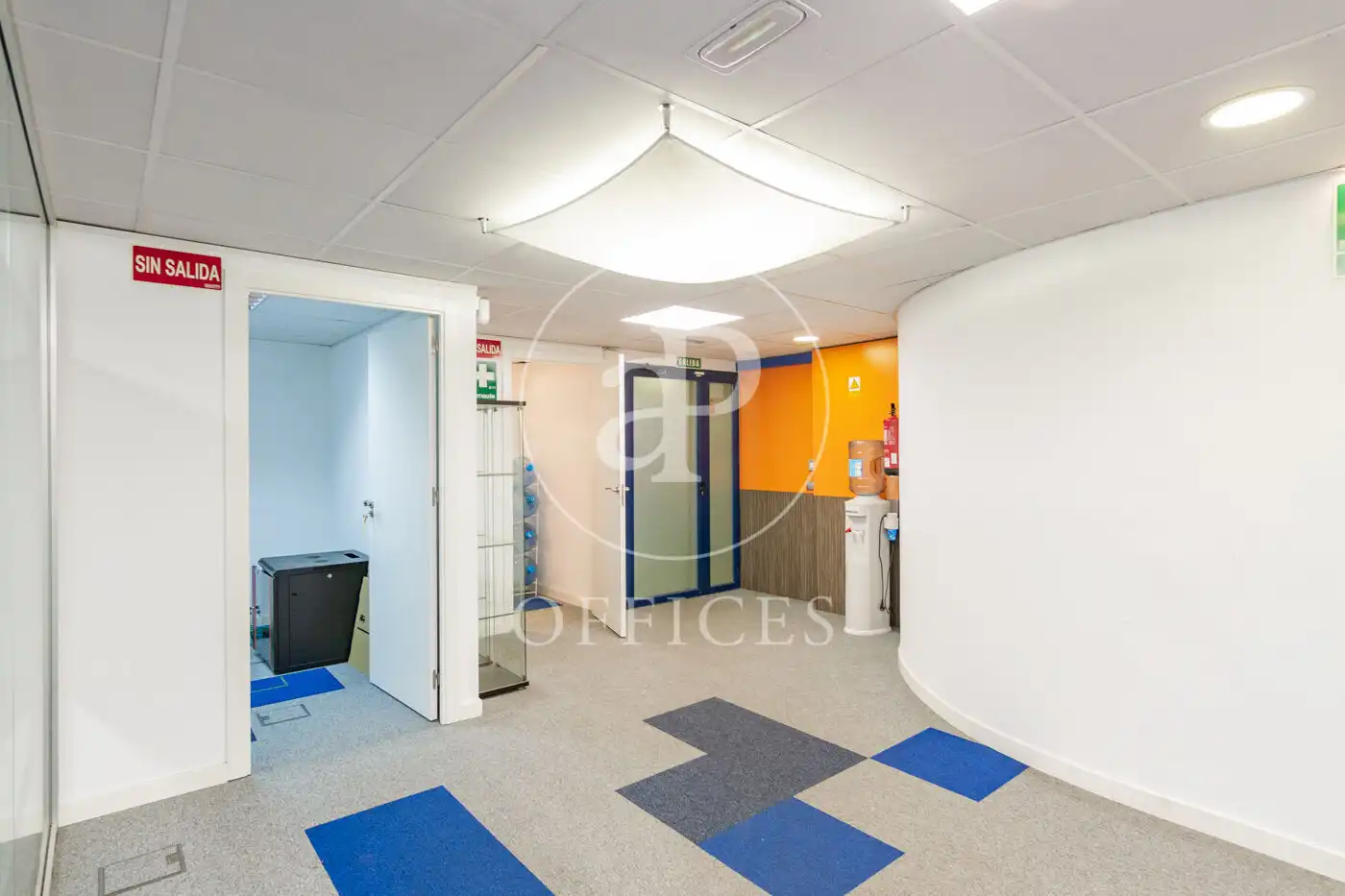 Office for rent in Madrid  with Air Conditioner