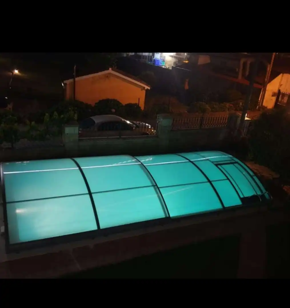 Piscina de Piso para compartir en Torrelavega  con Aire acondicionado, Terraza y Amueblado