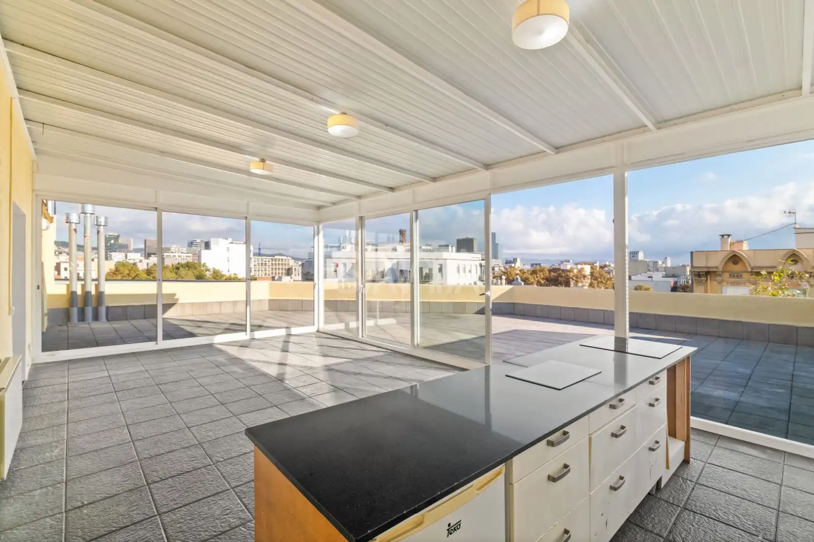 Terrace of Office for sale in Barcelona
