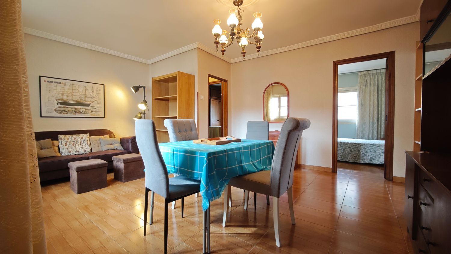 Comedor de Piso en venta en Oviedo  con Piscina