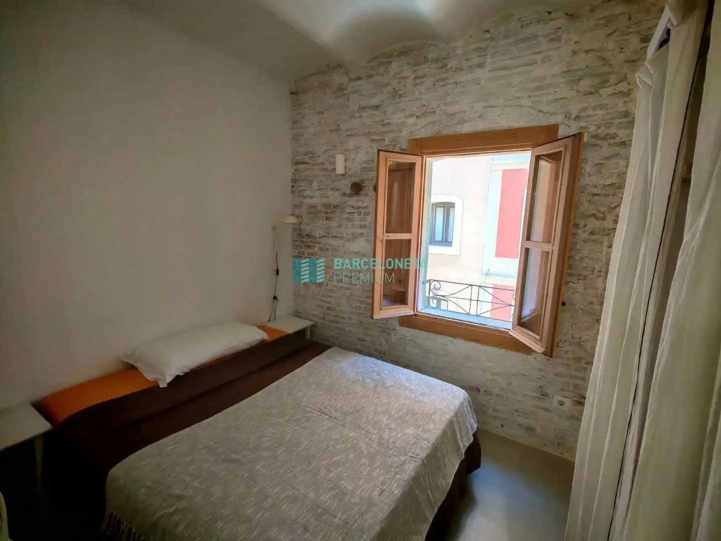 Schlafzimmer von Wohnung zur Miete in Barcelona mit Möbliert und Alarm