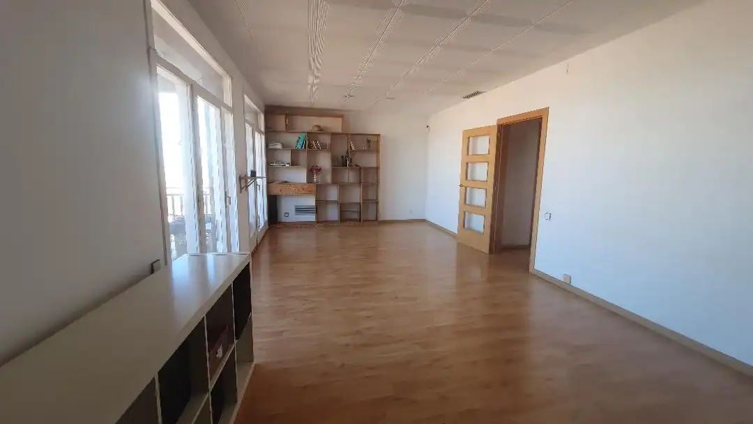 Piso en venta en Barcelona con Jardín privado, Parquet y Piscina