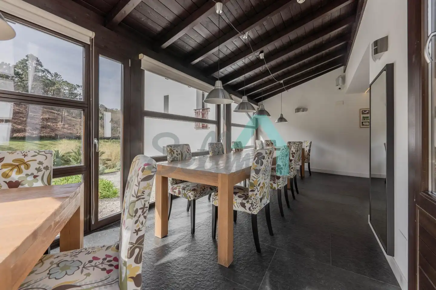 Menjador de Casa o xalet en venda en Valdés - Luarca amb Calefacció, Jardí privat i Terrassa