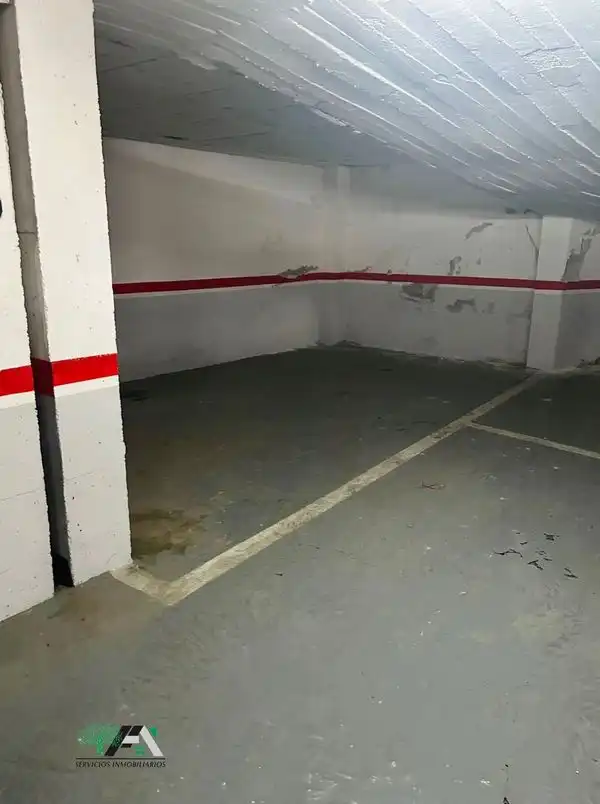 Einzelparkplatz mit Aufzug zur Miete in Calle El Rojo