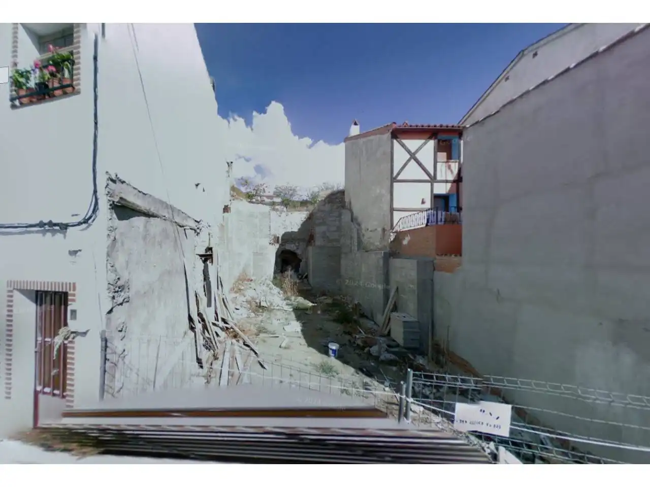Residential land for sale in Calle Castillo 64