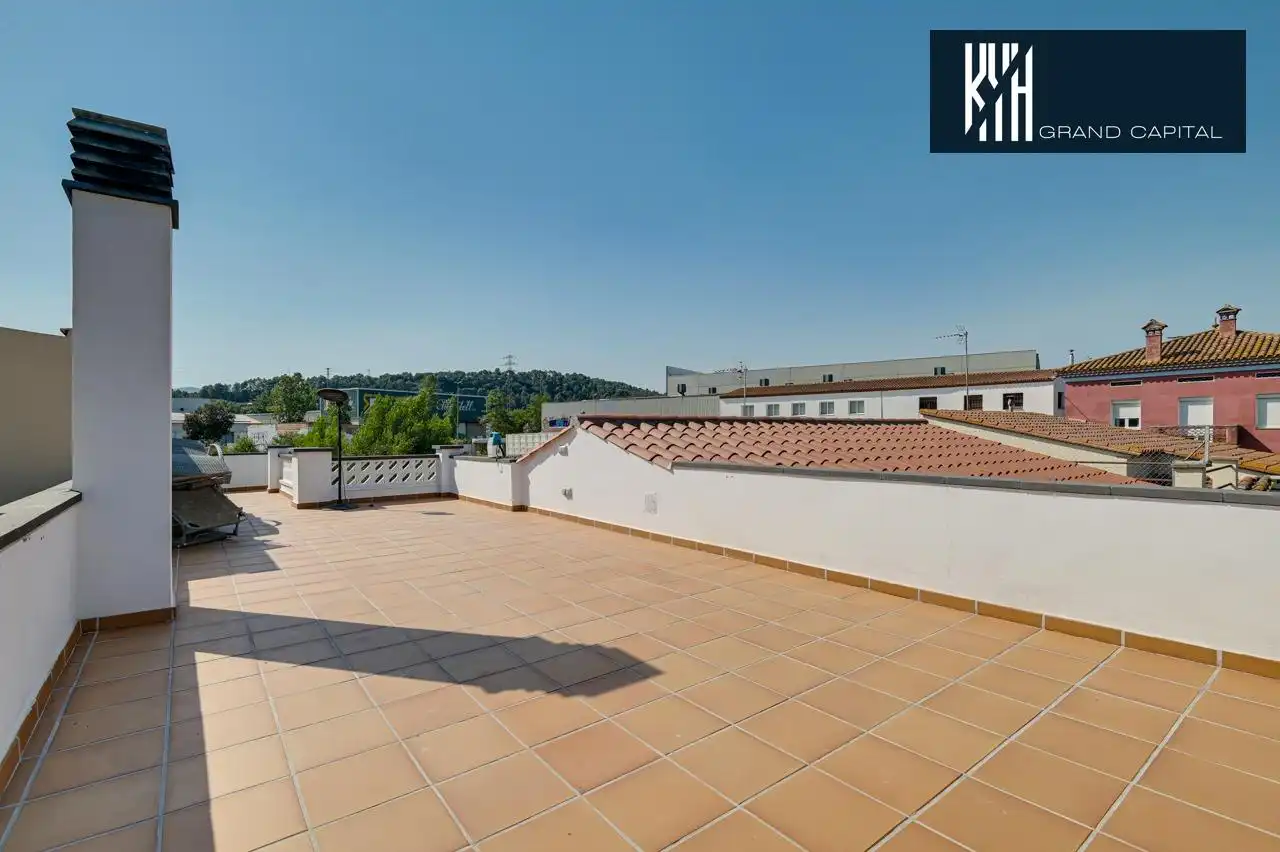 Terrace of Houses for sale in Sarrià de Ter  with Air Conditioner and Heating