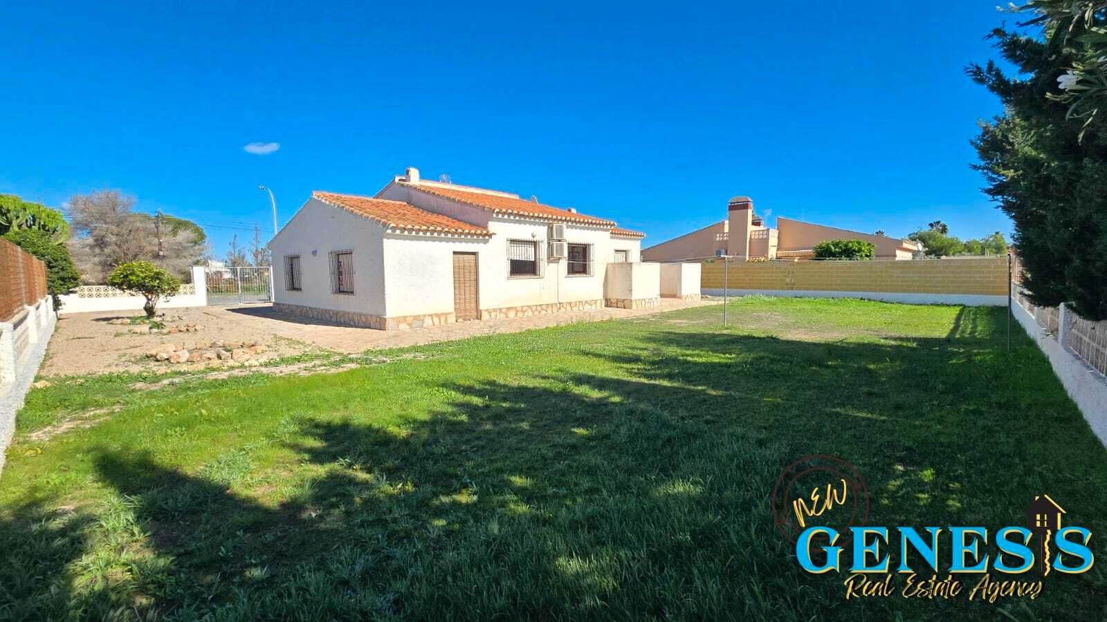 Garden of House or chalet for sale in Torrevieja  with Air Conditioner, Private garden and Terrace