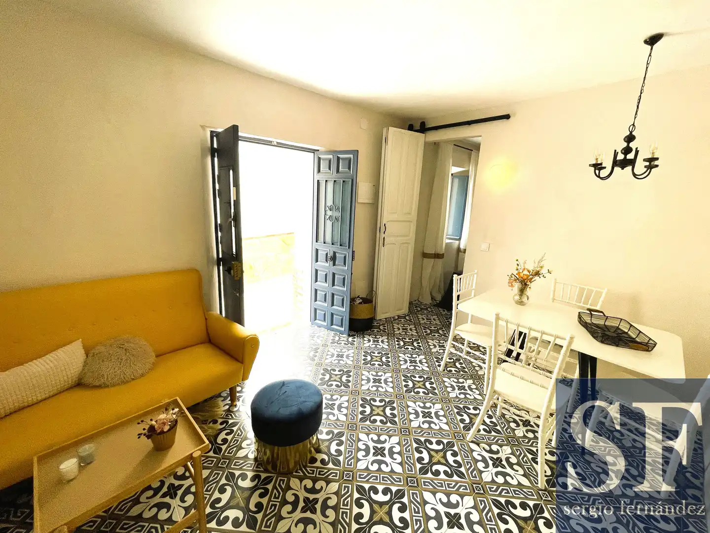 Sala d'estar de Casa adosada en venda en Sayalonga
