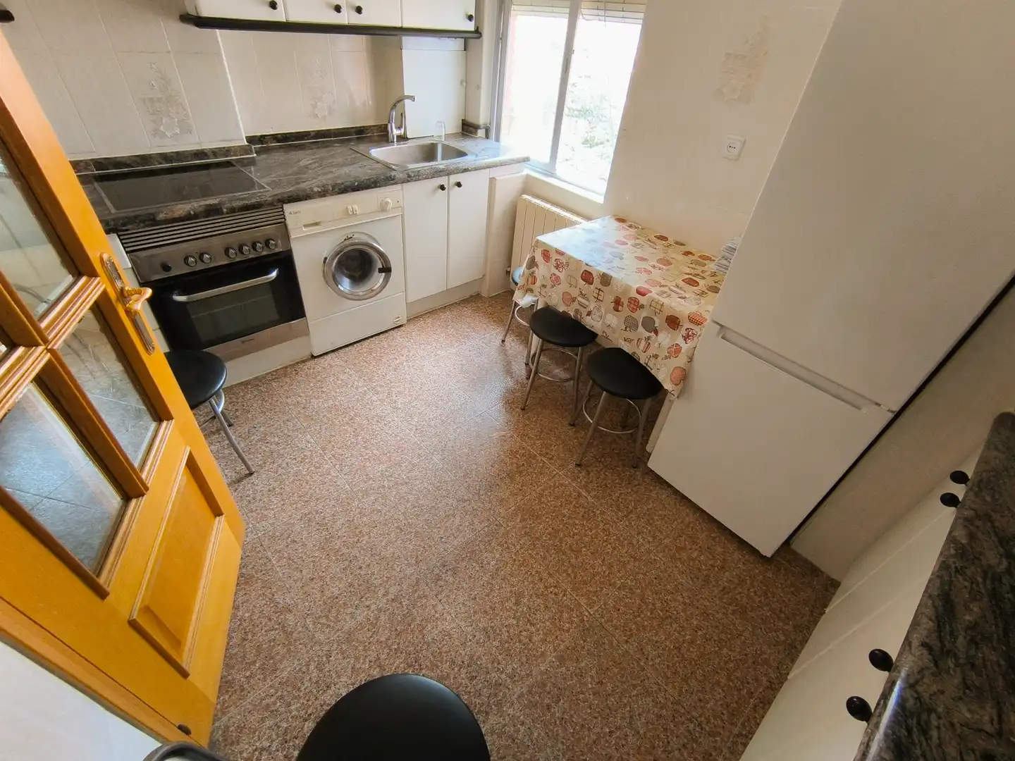 Kitchen of Flat for sale in Palencia  with Heating, Parquet flooring and Terrace
