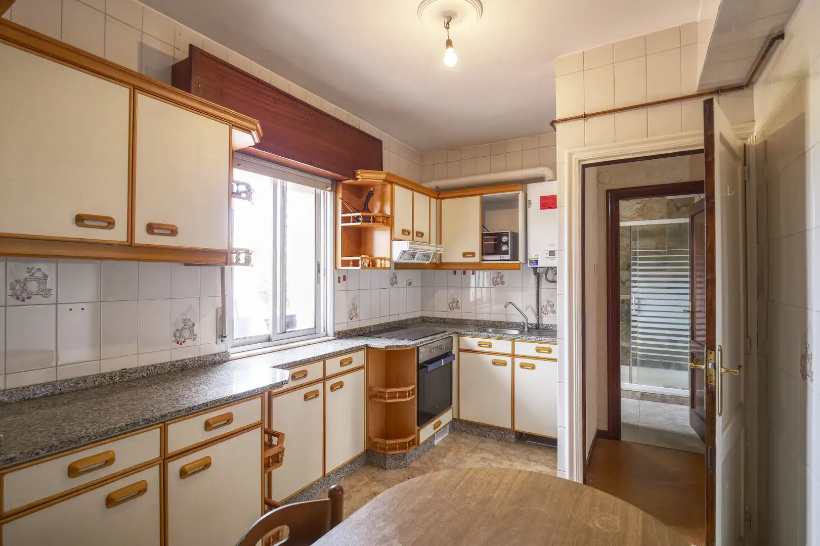 Cocina de Dúplex en venta en A Coruña Capital  con Trastero, Amueblado y Horno