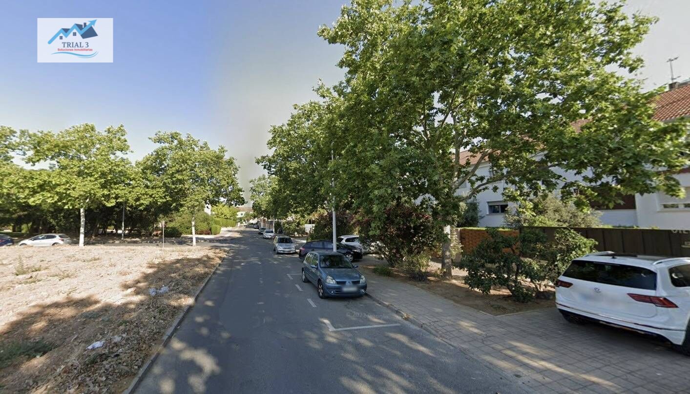 Vista exterior de Casa adosada en venda en Ciudad Real Capital