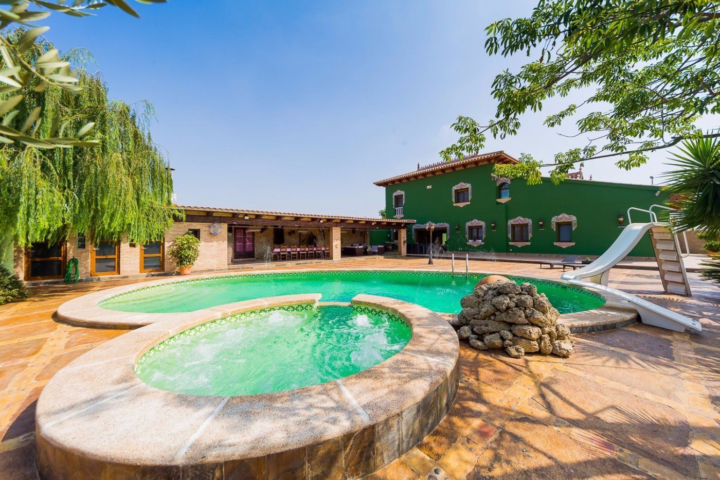 Piscina de Finca rústica en venda en Almoradí amb Aire condicionat, Calefacció i Jardí privat