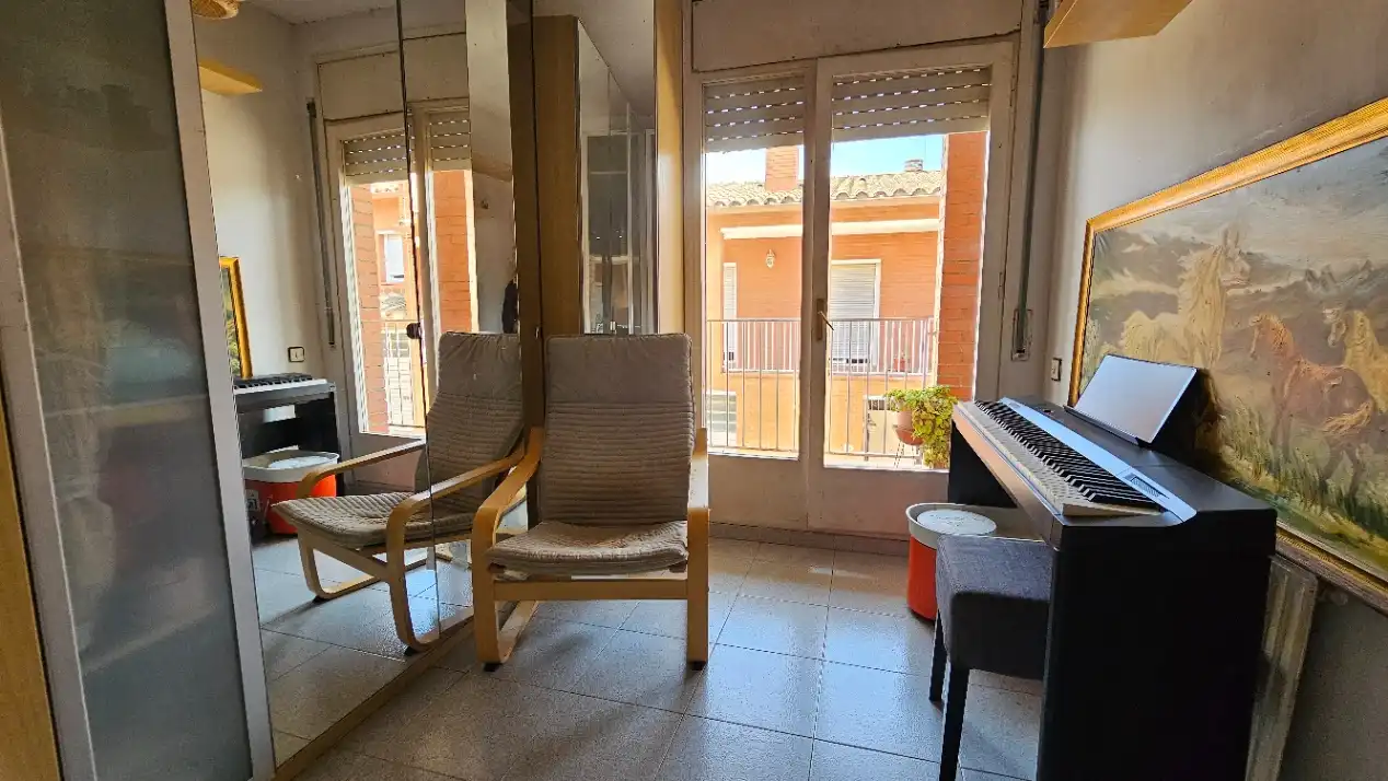 Dormitori de Casa adosada en venda en Sabadell amb Calefacció, Terrassa i Forn