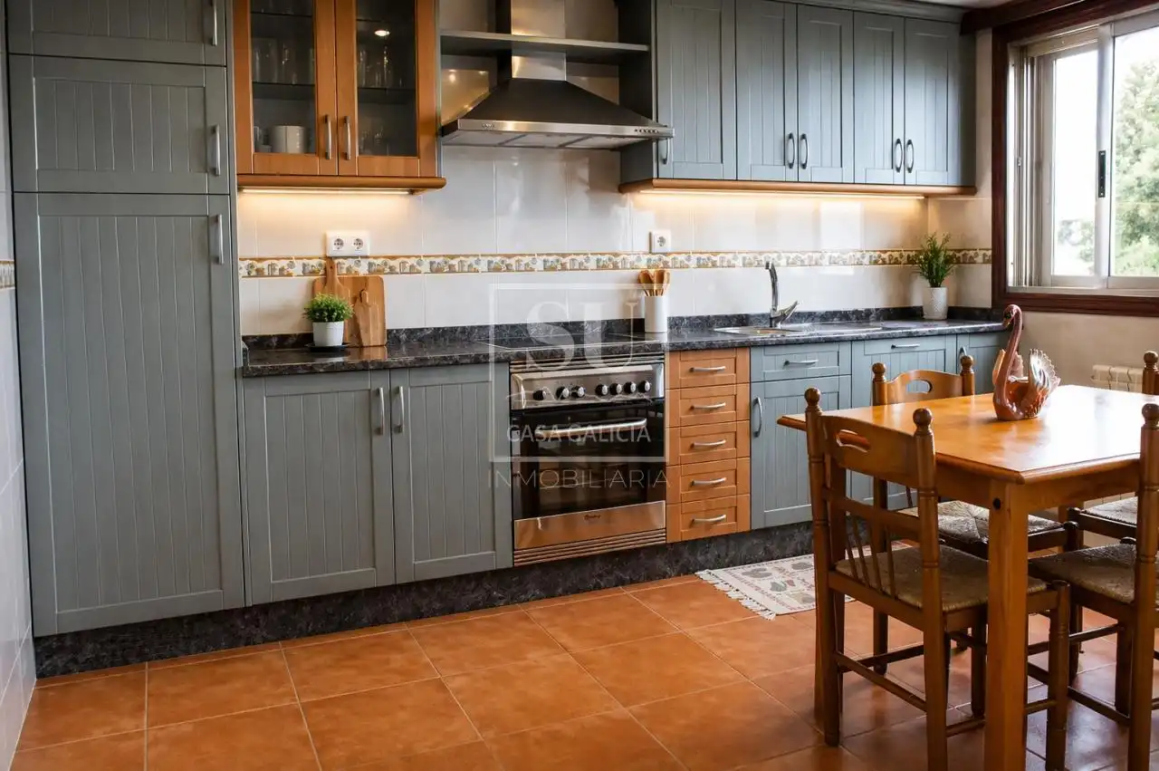 Küche von Haus oder Chalet zum Verkauf in Oia mit Heizung, Privatgarten und Terrasse