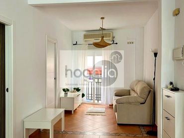 Appartamento con balcone in affitto a Casco Antiguo