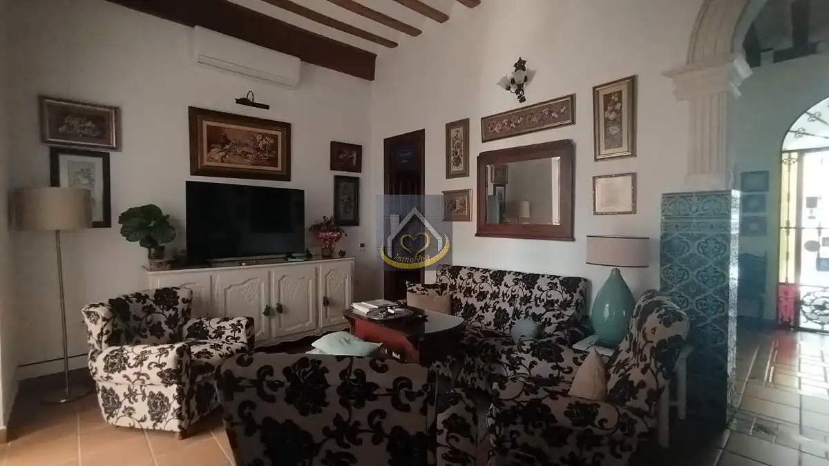 Sala de estar de Edificio en venta en Cartaya