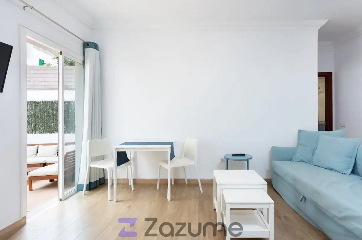 Living room of Flat for rent in Guía de Isora  with Air Conditioner, Heating and Terrace