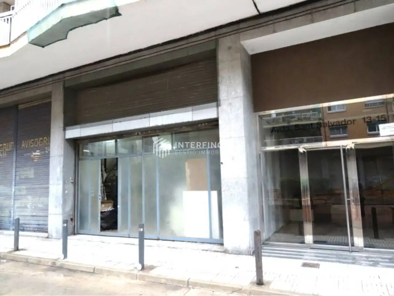 Local comercial en venda a Avenida Sant Salvador